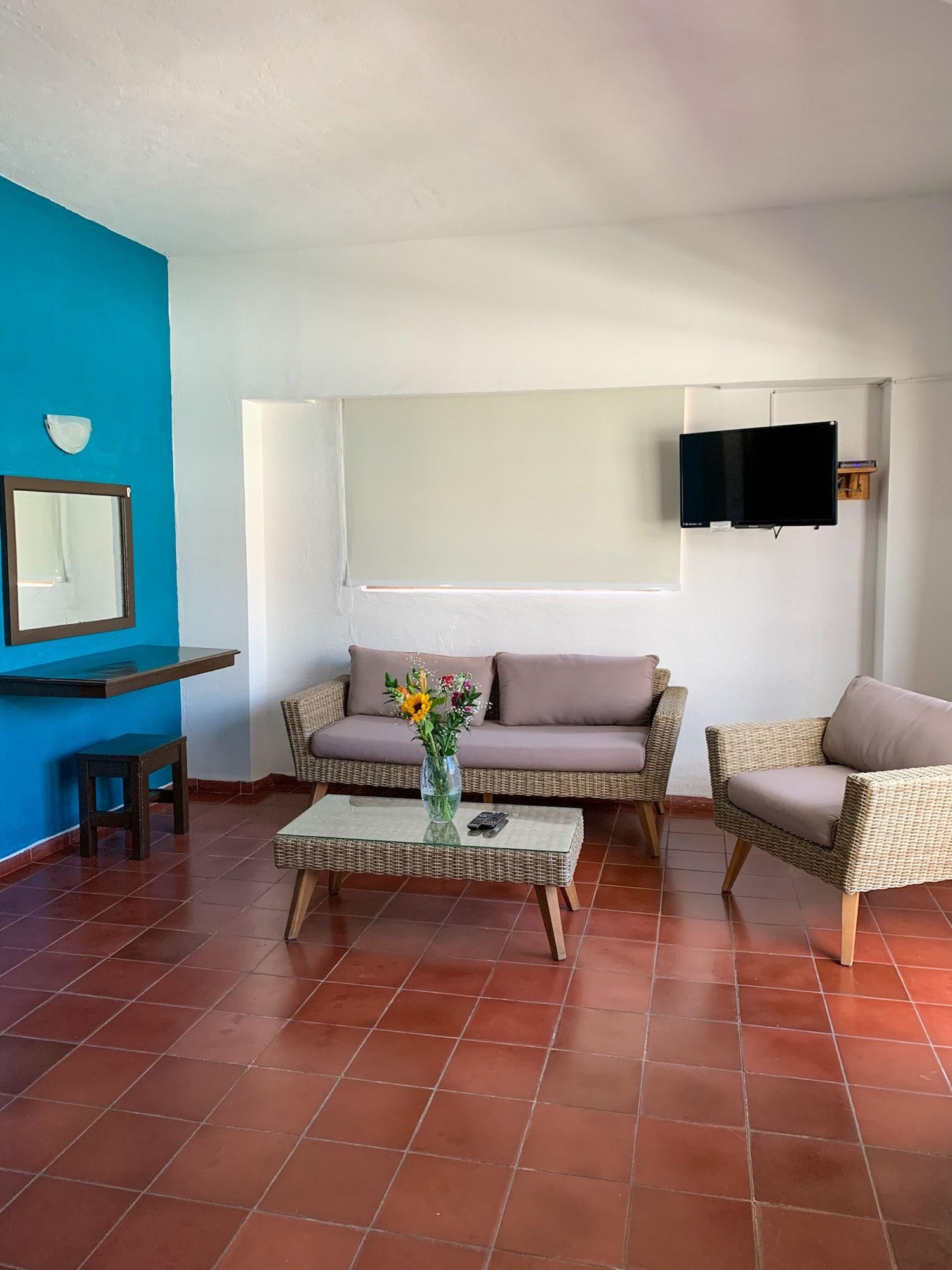 Suites Plaza Del Rio - Family Hotel Malecon Centro Пуэрто-Вальярта Экстерьер фото