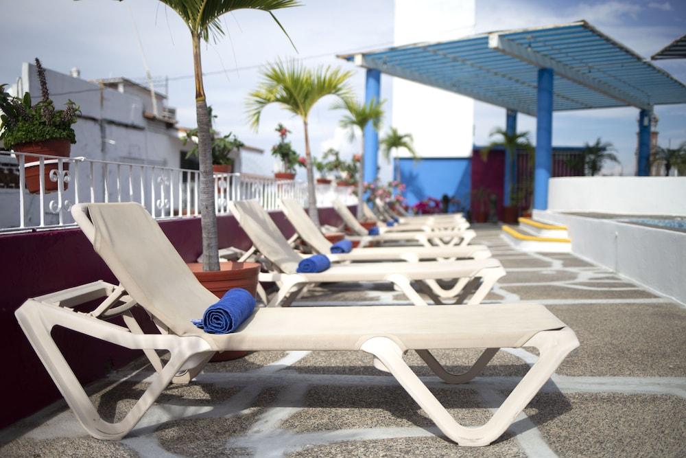 Suites Plaza Del Rio - Family Hotel Malecon Centro Пуэрто-Вальярта Экстерьер фото